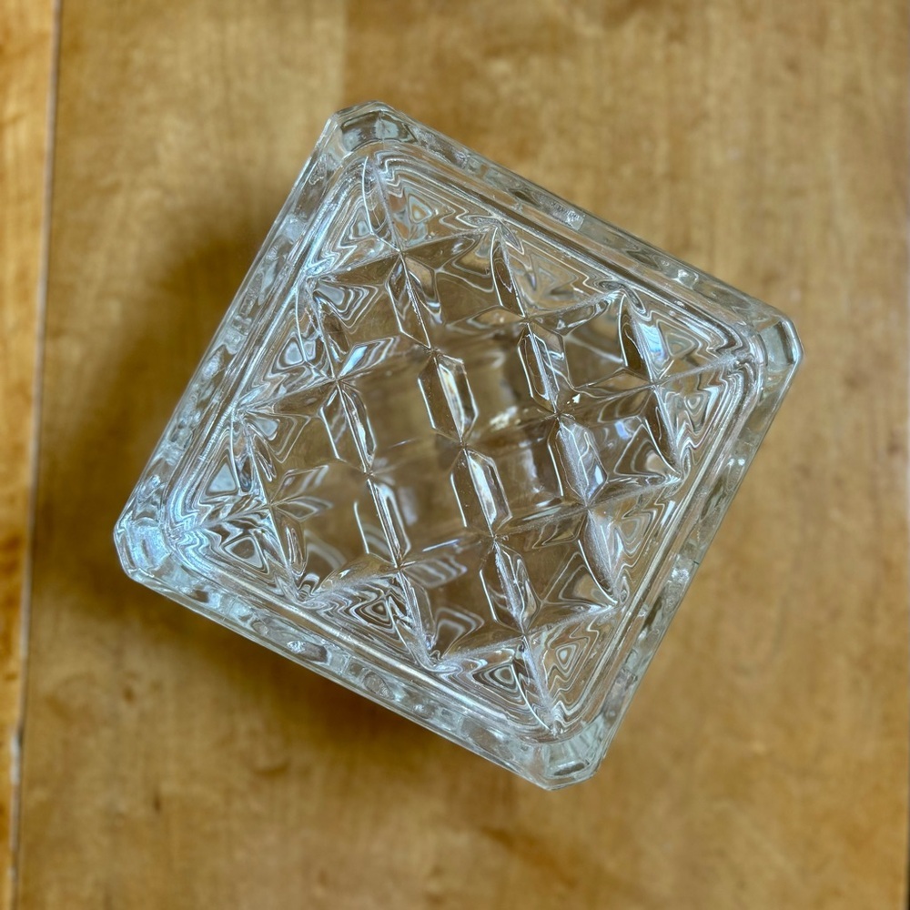 Vintage Clear Glass Cigarette Tobacco Candy Square Box With Lid Diamond Pattern